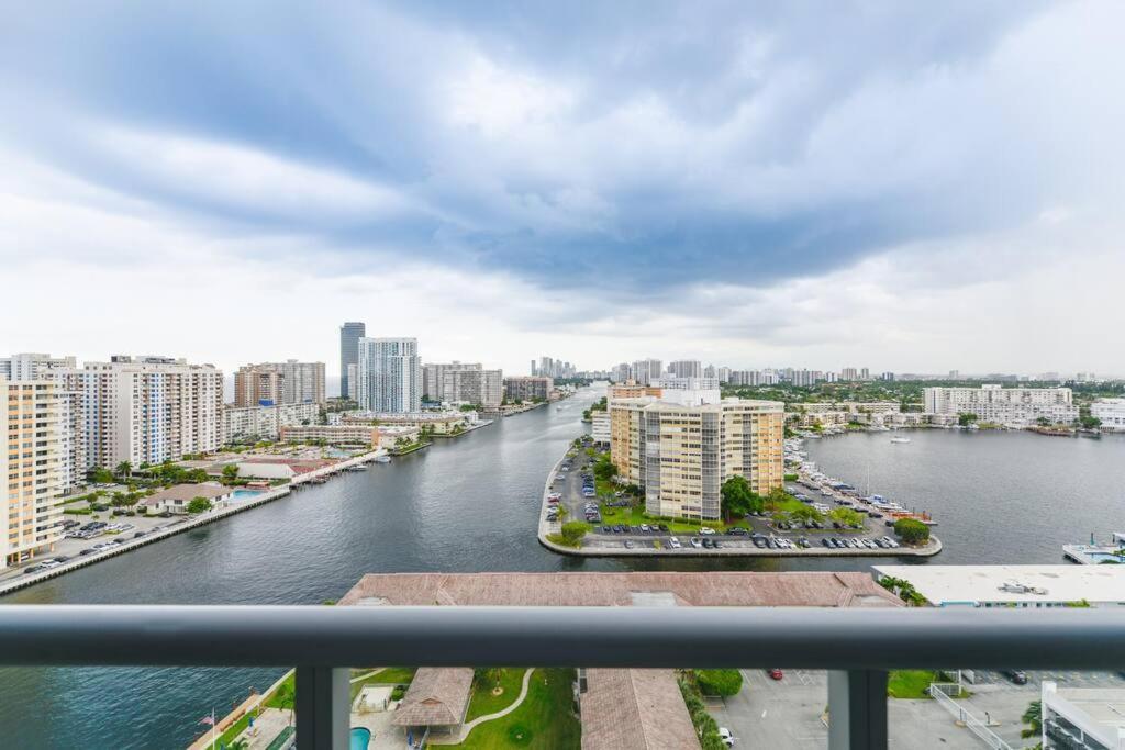 Cozy 1Br Condo Beachwalk Resort 哈兰代尔海滩 外观 照片